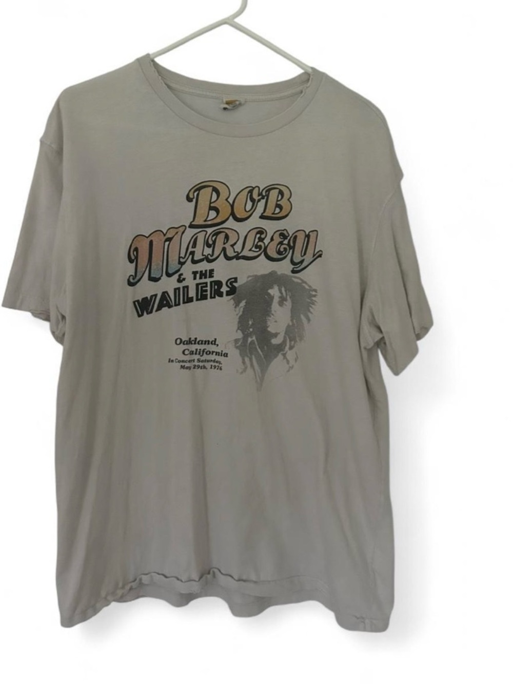 Bob Marley & The Wailers Beige Graphic T-Shirt. Large.